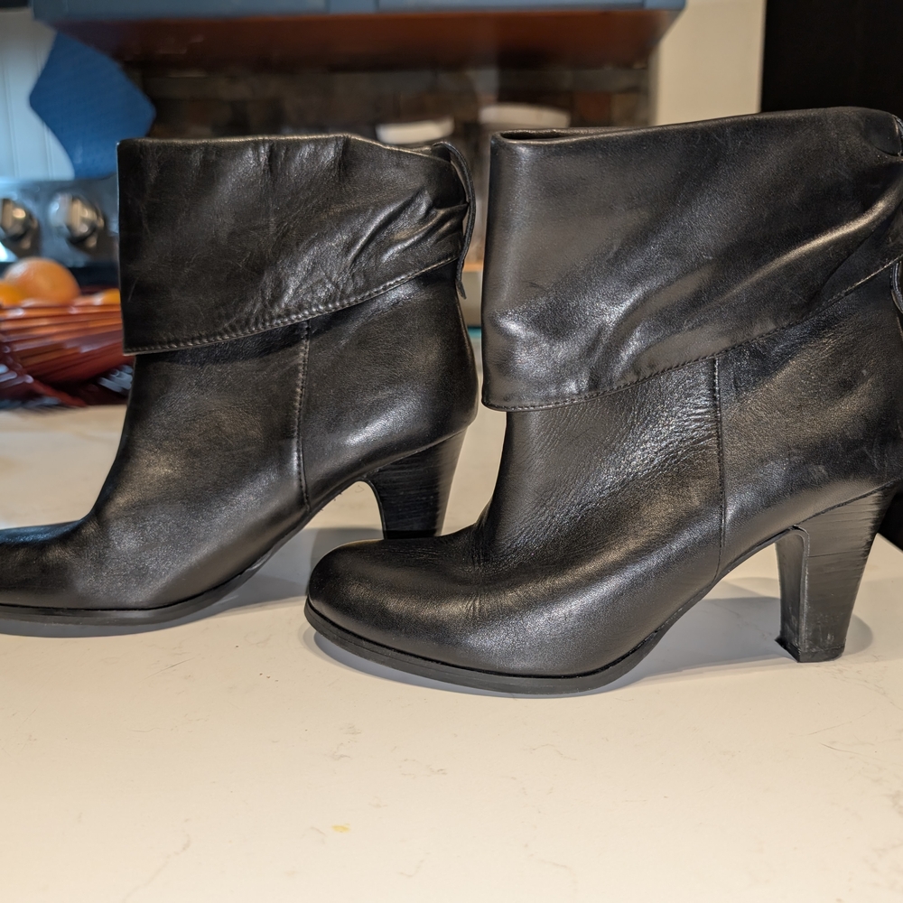 BCBGeneration Black Heeled Boots Classic Design 2 1/2 in.heel  6 1/2sz